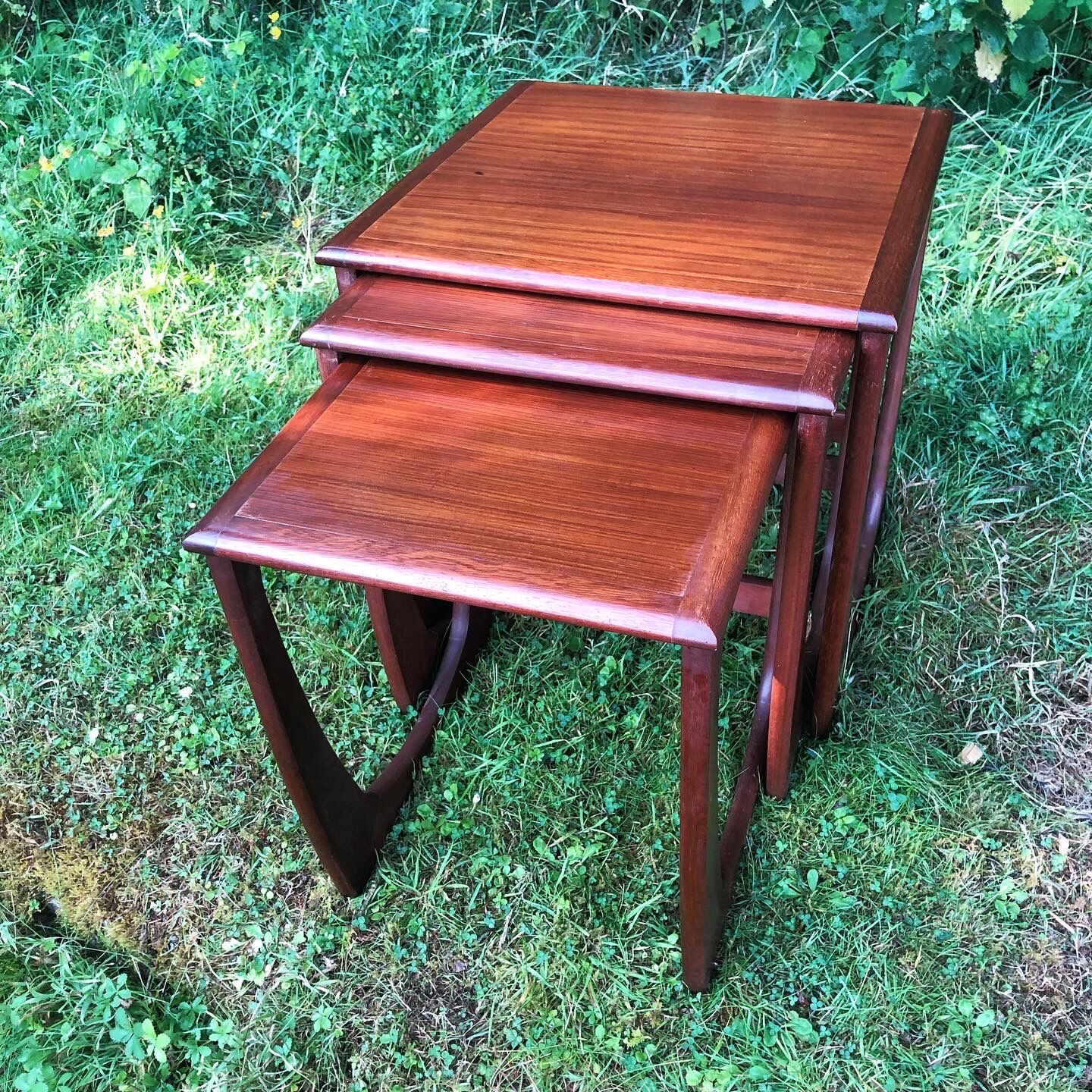 G-Plan pull-out tables