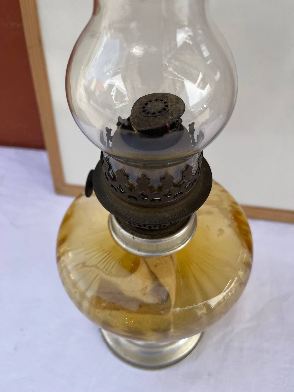 Oil lamp