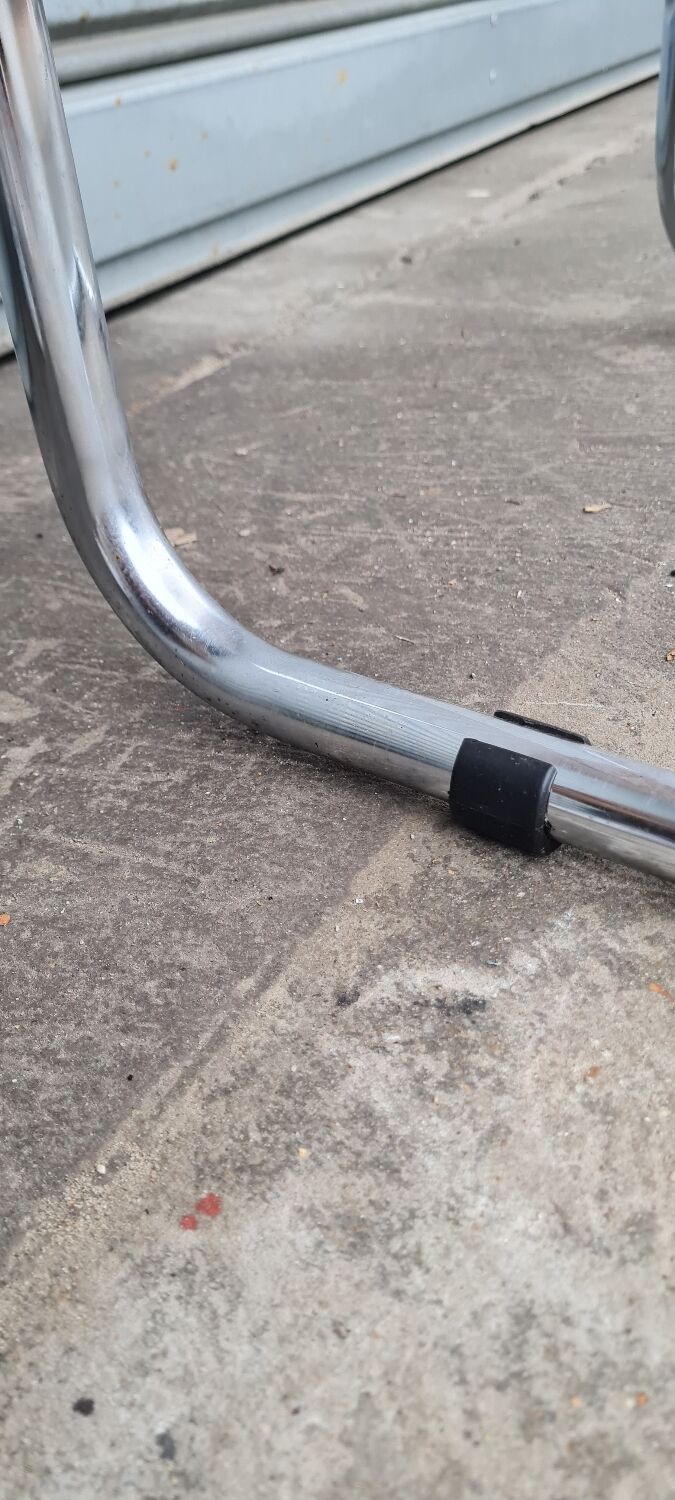 Chair cesca b32 by Marcel Breuer