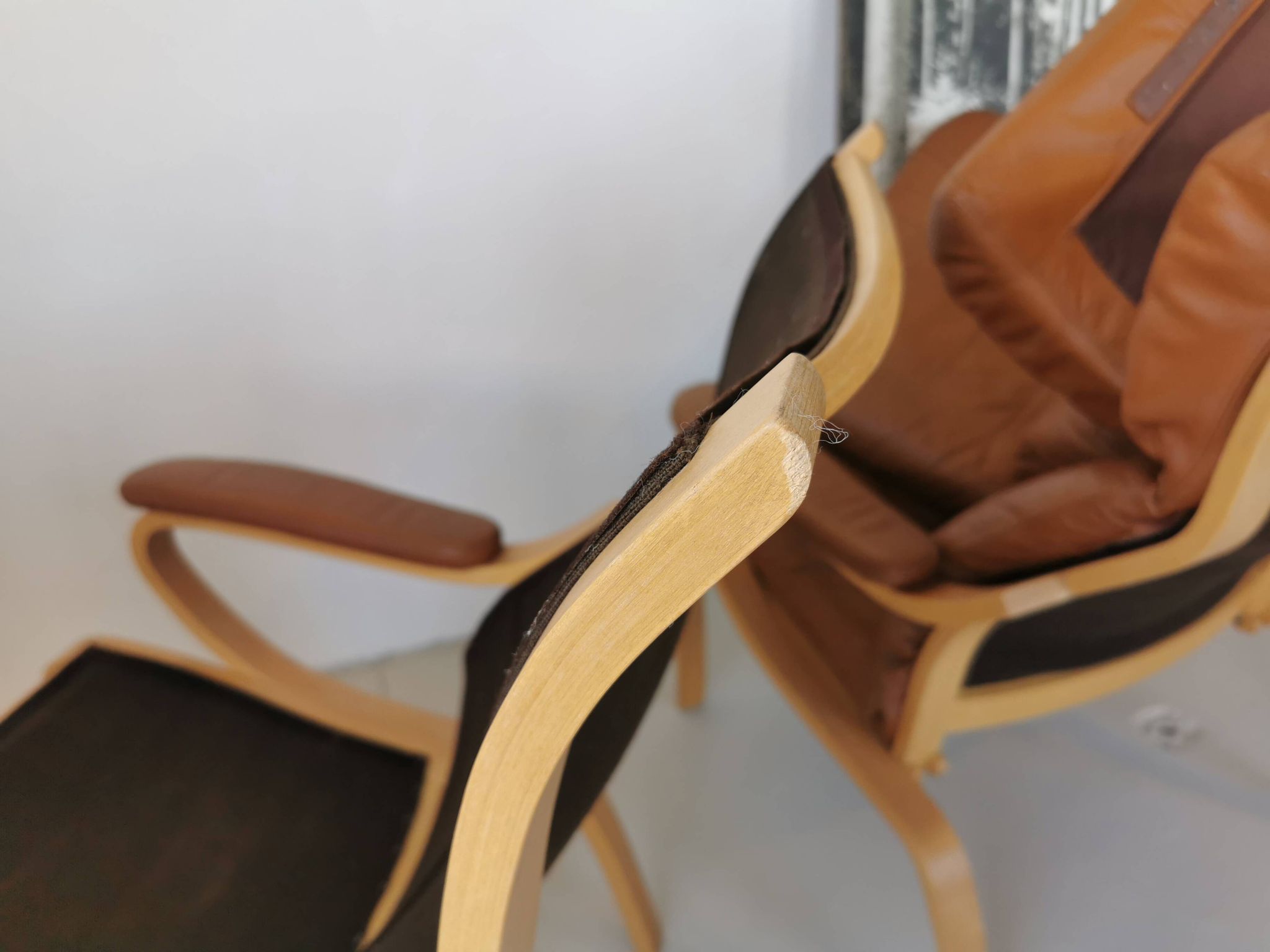 Paire de fauteuils scandinaves vintage