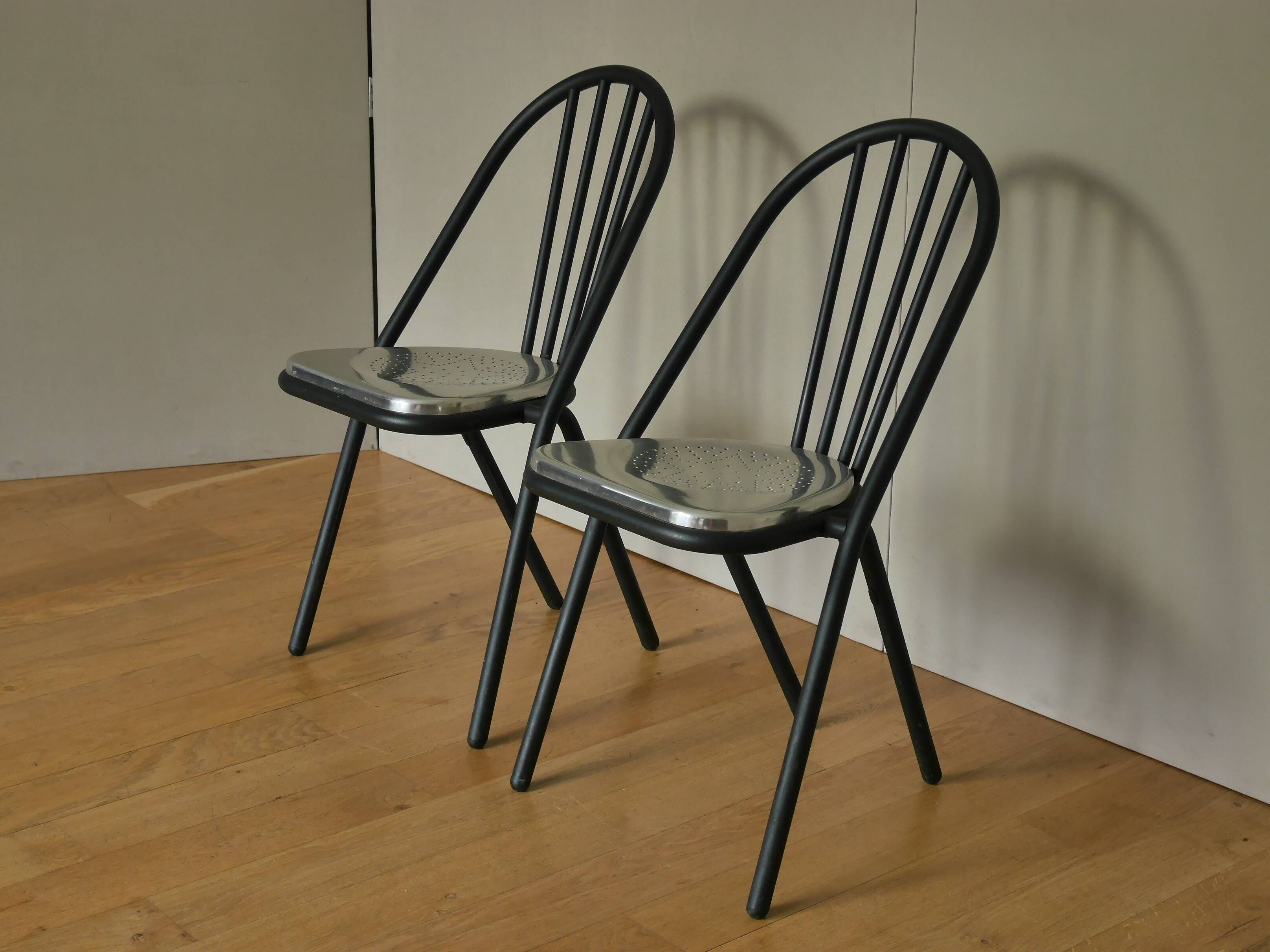 Pair of chairs Surpil of Henri porch edition DCW