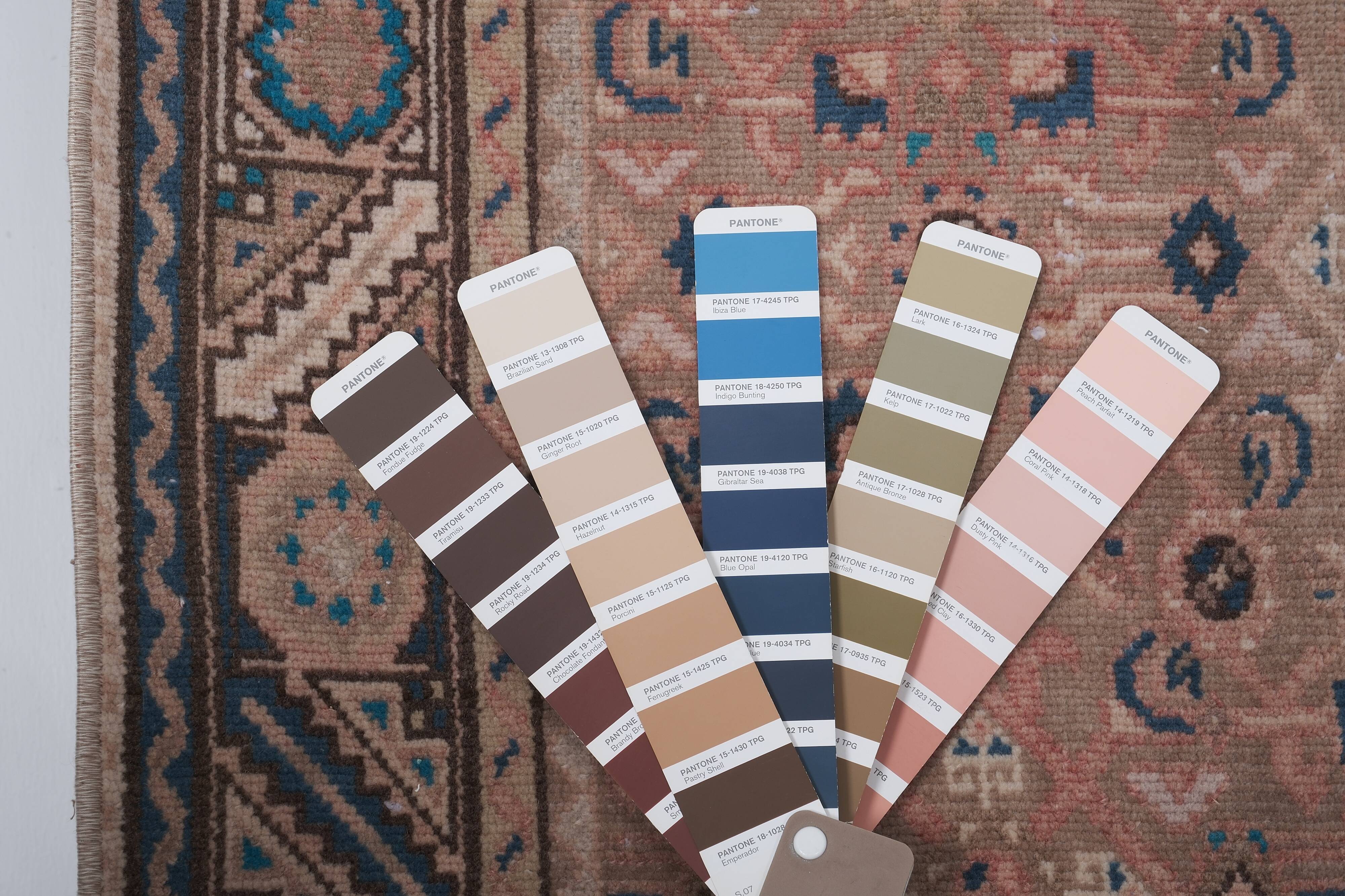 Vintage Turkish Oushak Handwoven Rug 97x417 cm