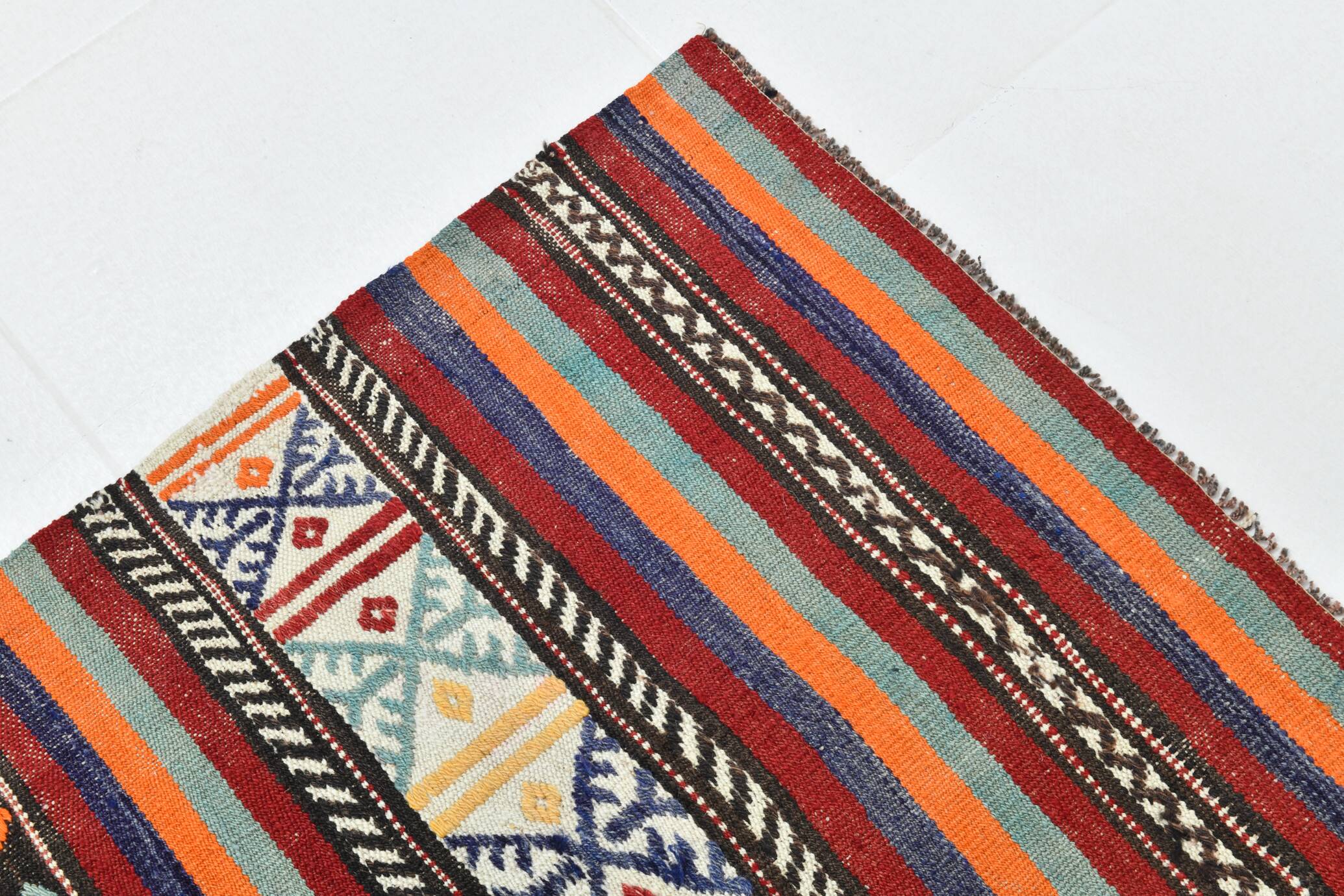Small Size Pastel Kilim Rug, Vintage Kilim Boho Style Rug, 169x257 Cm