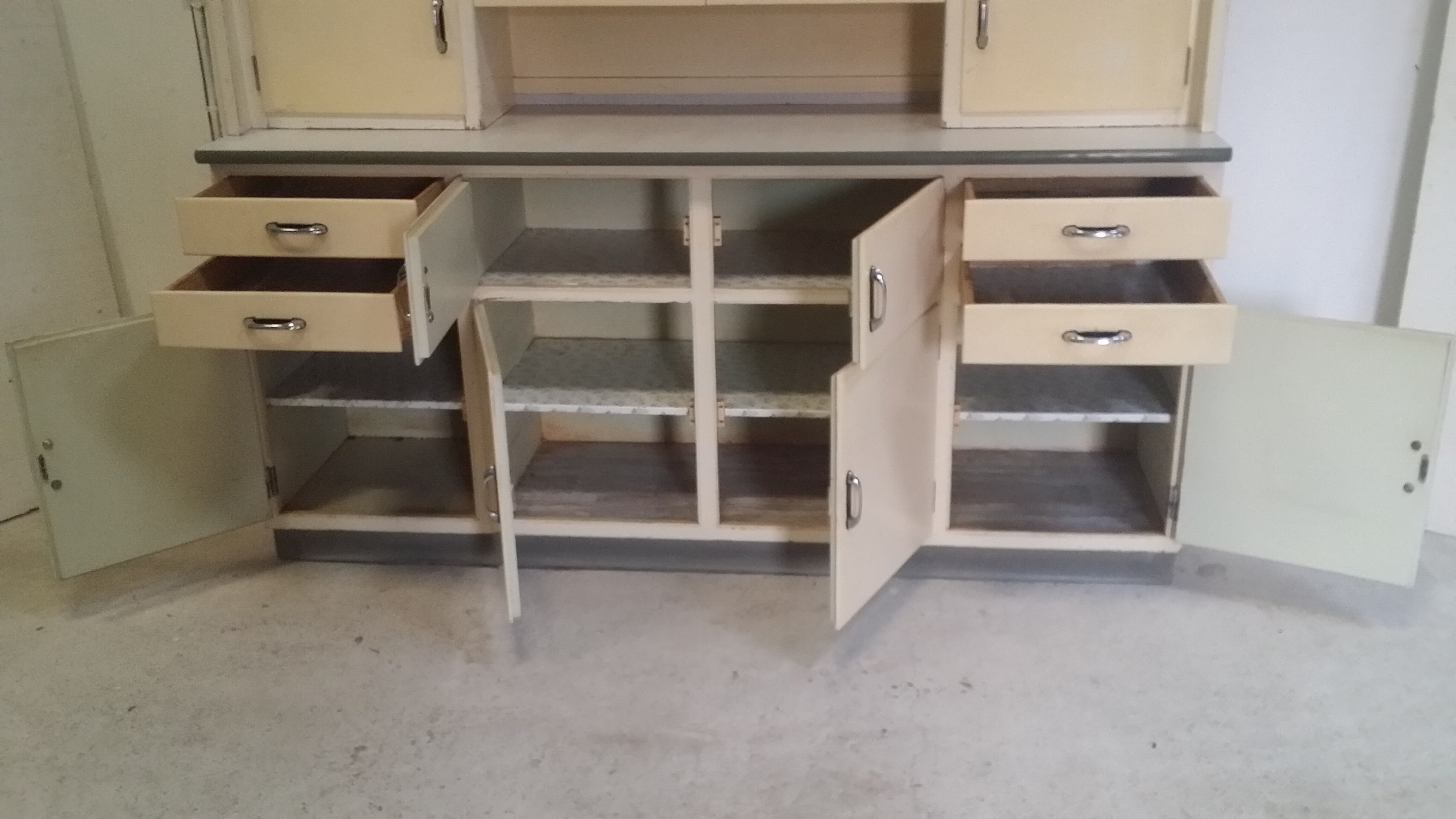 Buffet de cuisine meuble Mado années 50