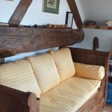 Bench bed