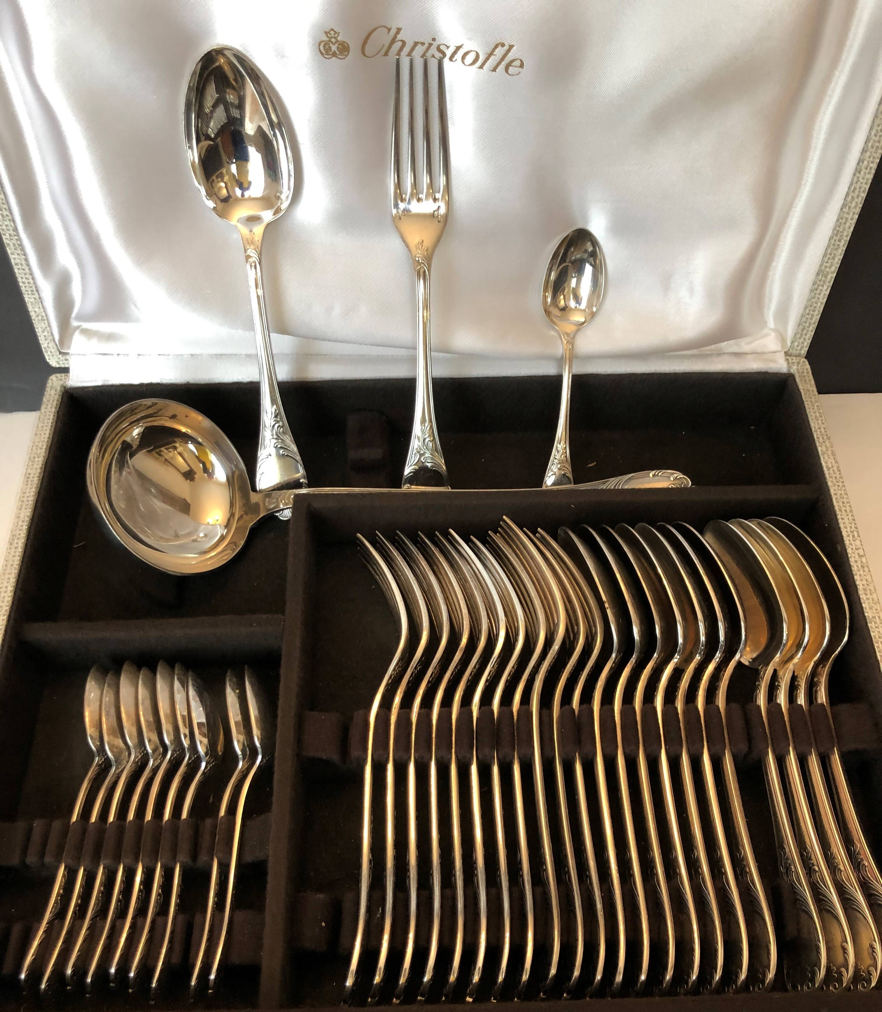 Housewife in silver metal Christofle 35 pieces