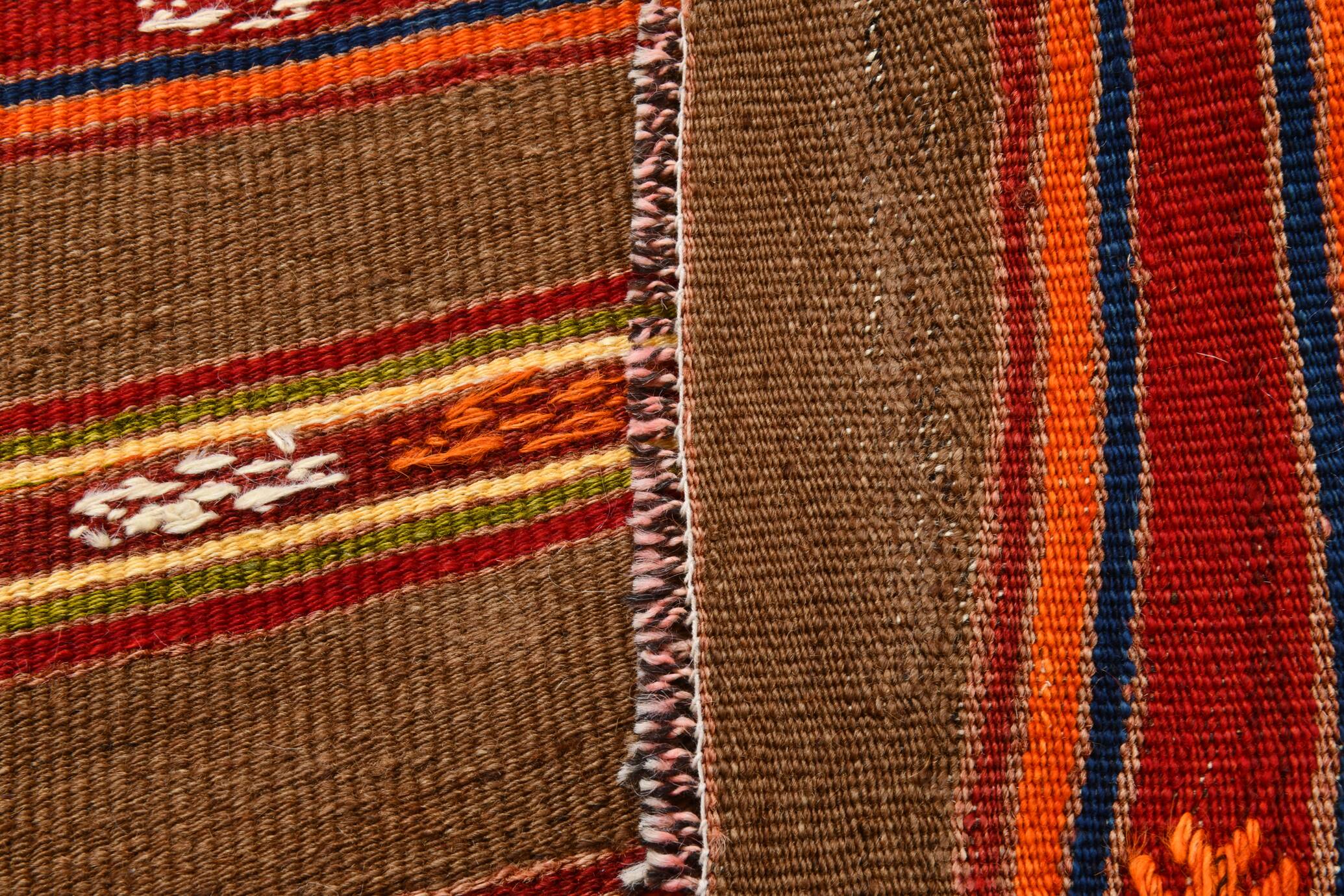 5x7 Soft Brown & Red Mid Century Moderin Turkish Kilim Rug, 153x220