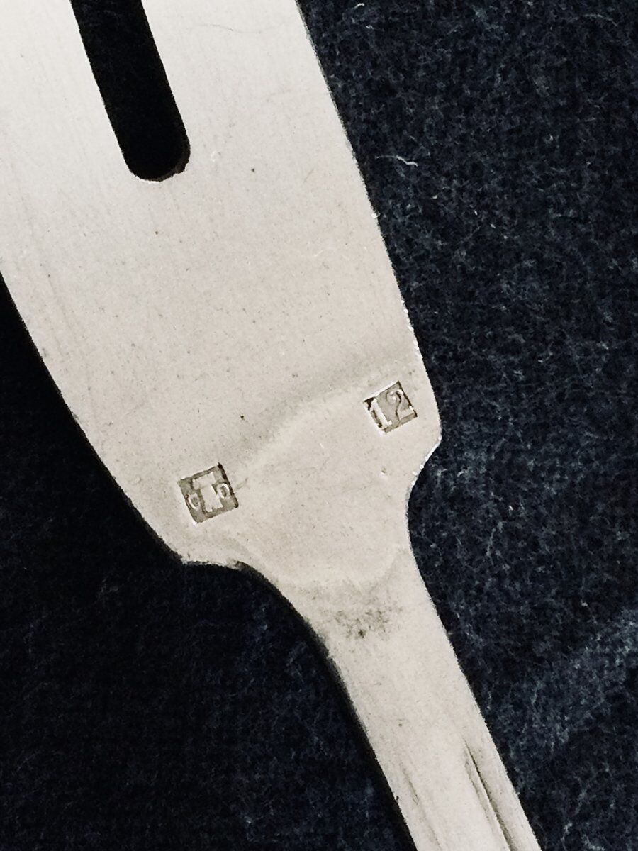 12 fourchettes à escargot