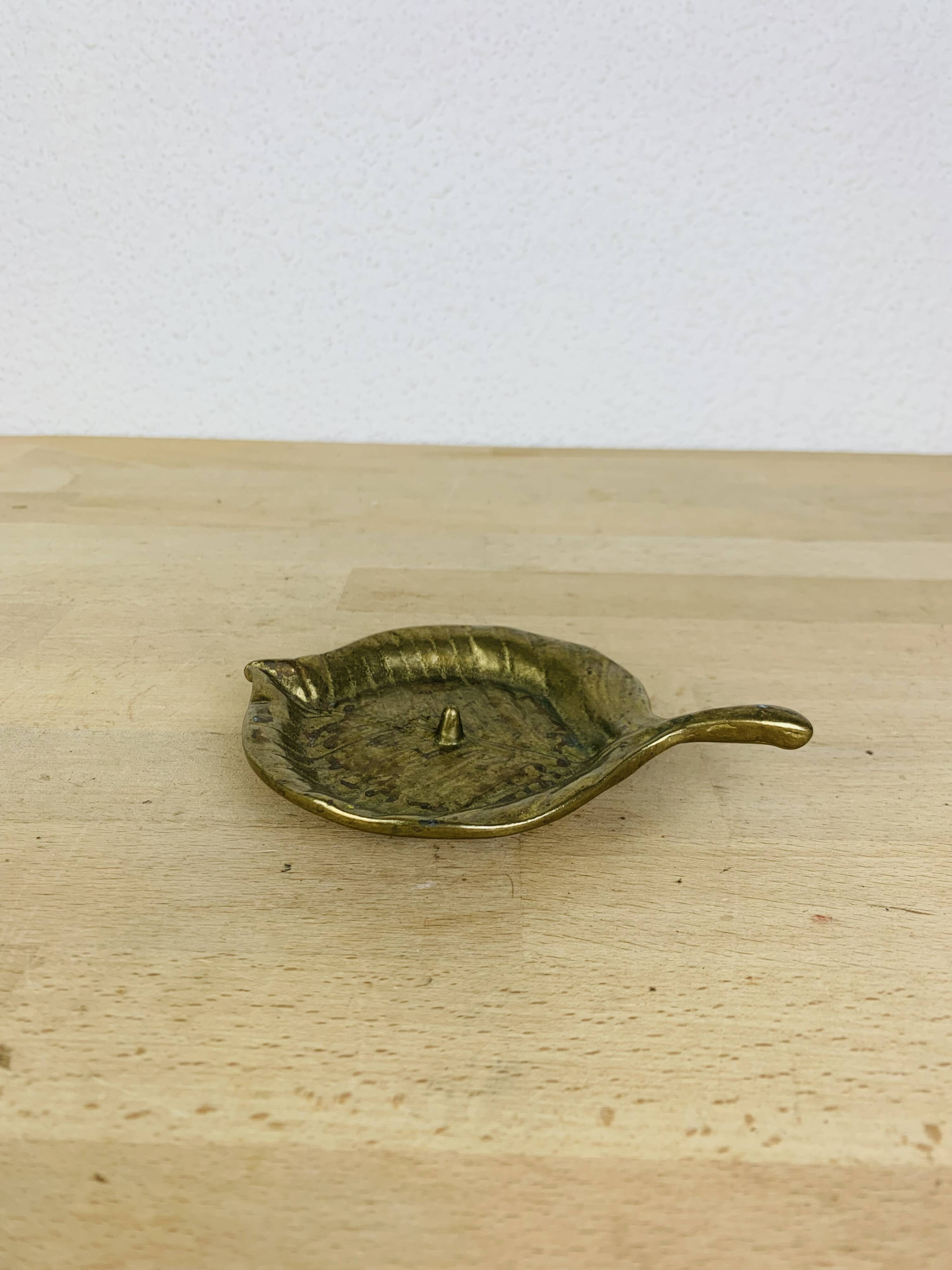 Vintage leaf gold brass candle holder