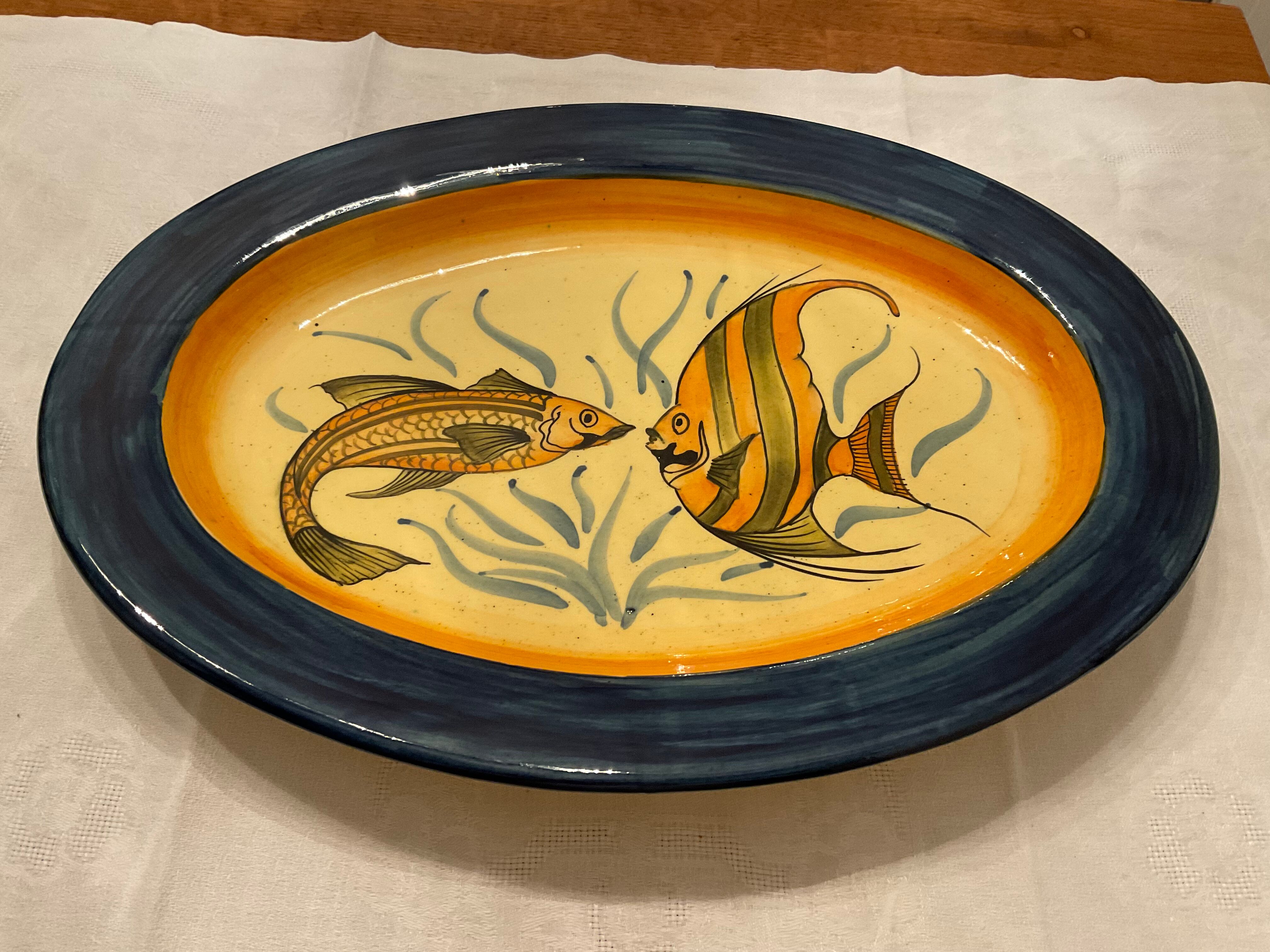 Plat ovale, terre cuite vernissée, 40 cm