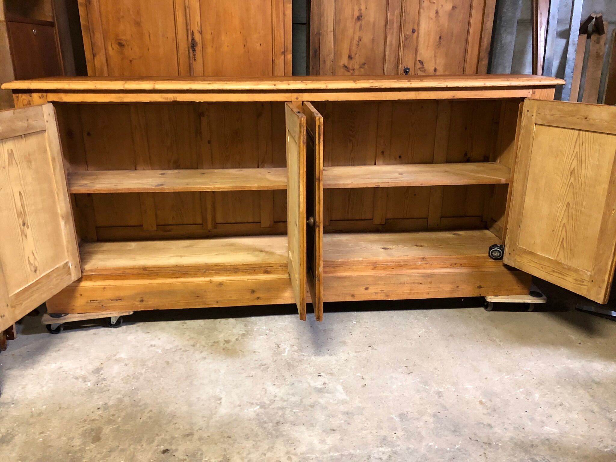Old counter 4 pine doors