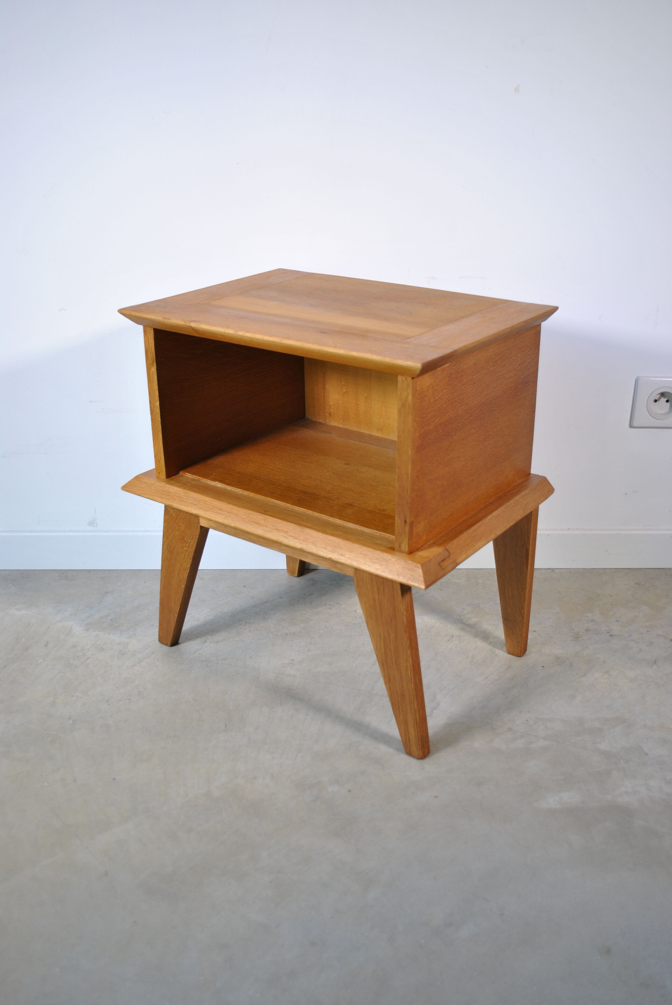 Bedside foot compass 1960