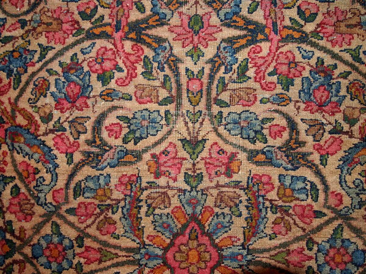 Handmade antique Persian Kerman rug 97cm x 149cm 1920s - 1B158