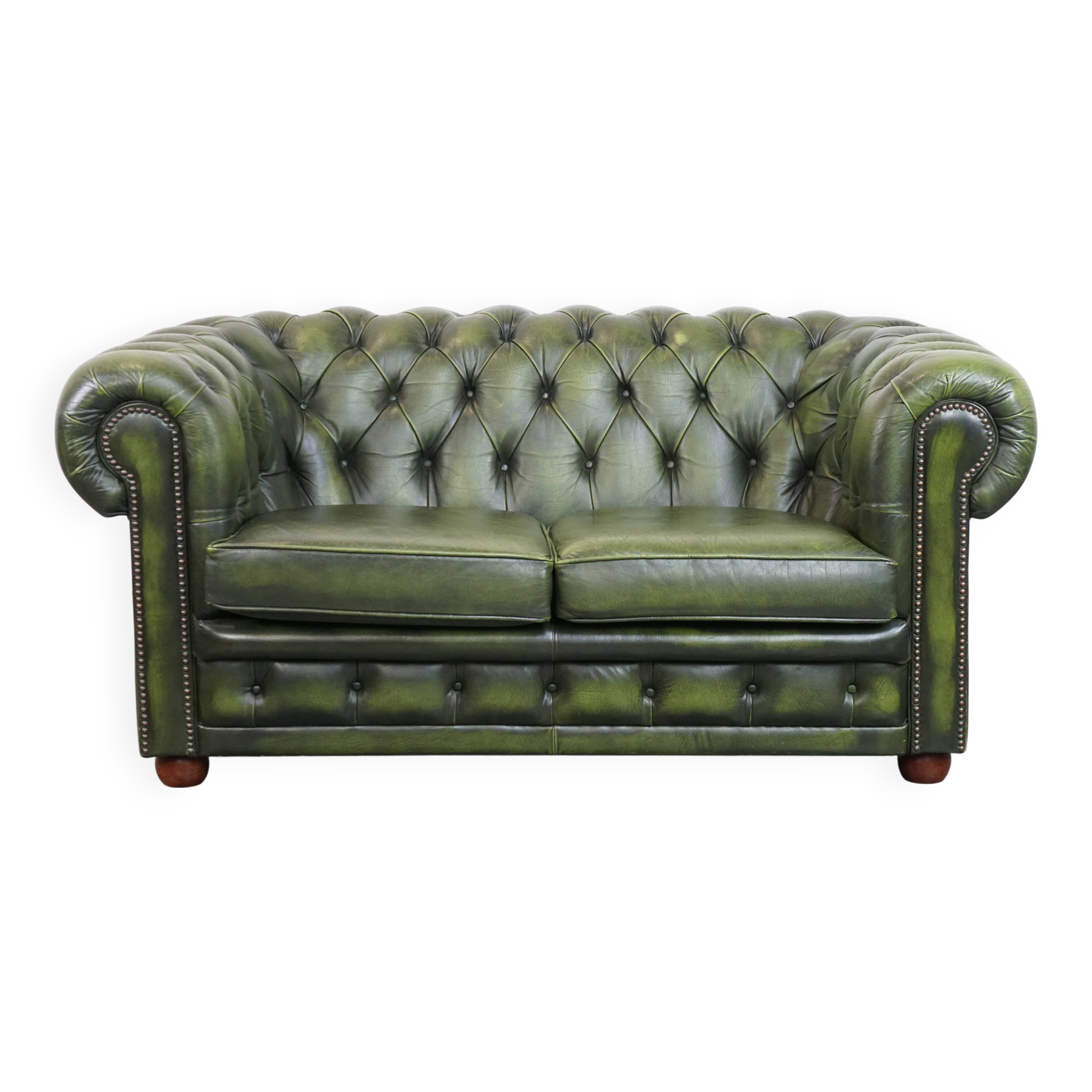 English Chesterfield 2-seater sofa in green cowhide leather