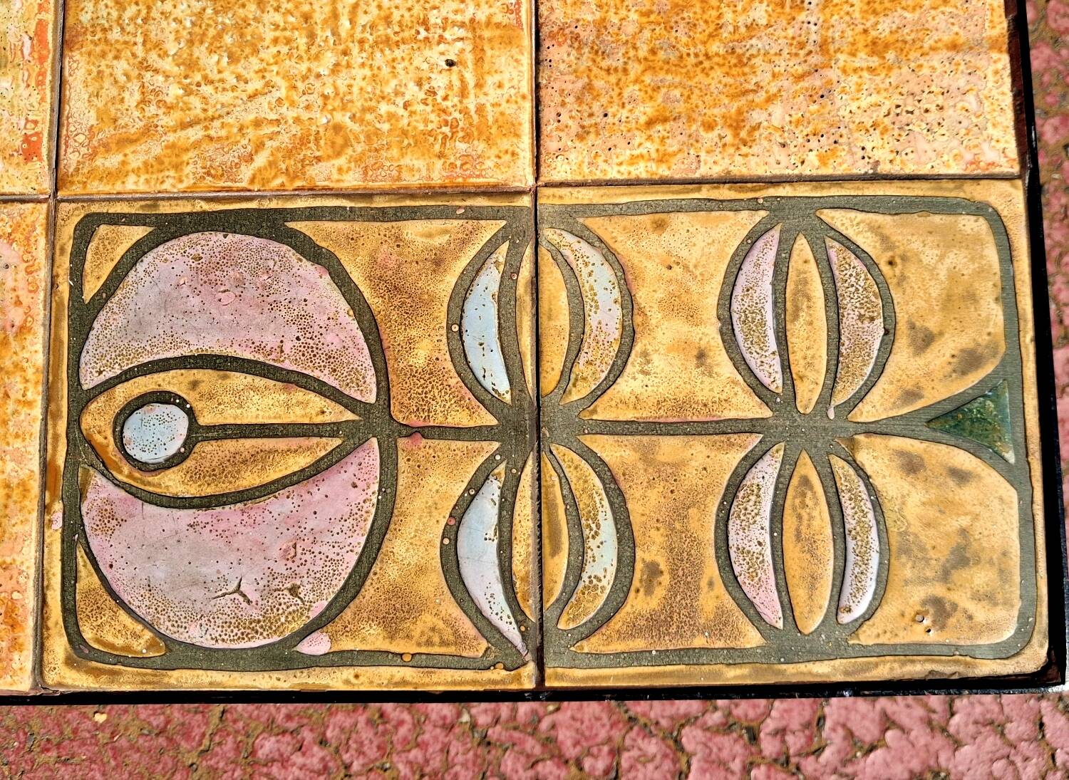 Table de salon en fer erreur céramique,  design années 70, séventies