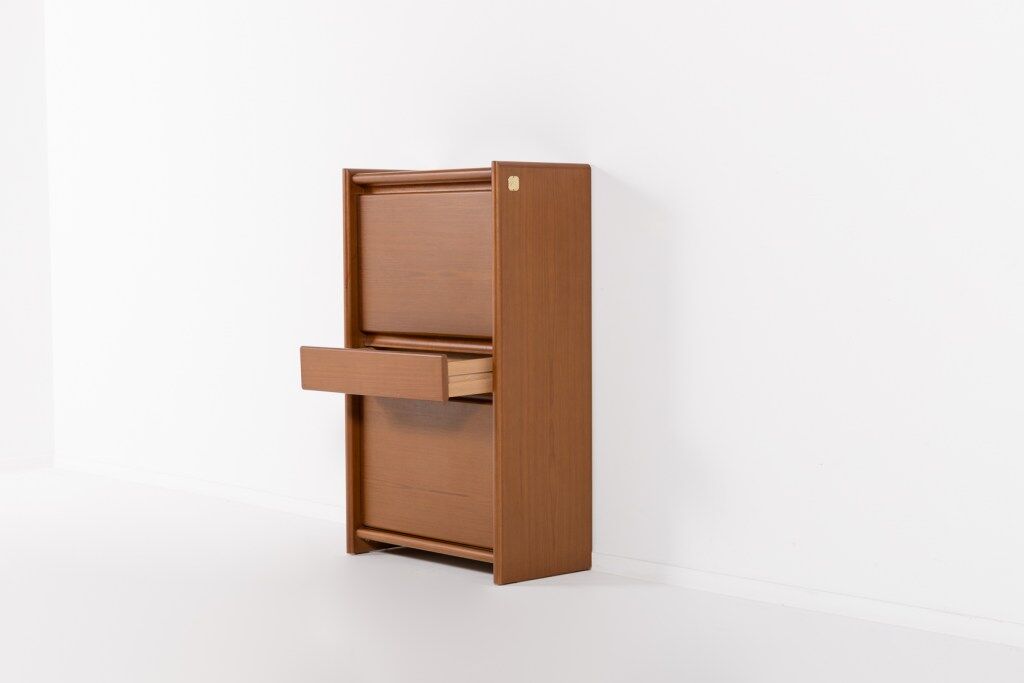 Venetian blind door shoe cabinet, 1940s