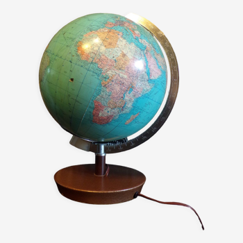 Globe terrestre lumineux vintage