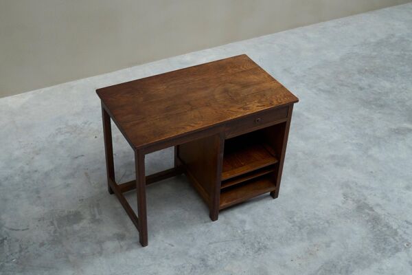 Mobilier AVEA Bureau en chêne massif années 1930