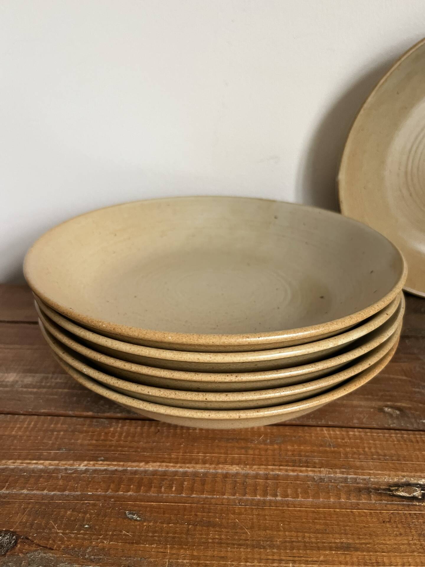 6 deep plates in stoneware