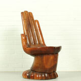 Chaise-main, siège sculptural surréaliste (style années 1970)