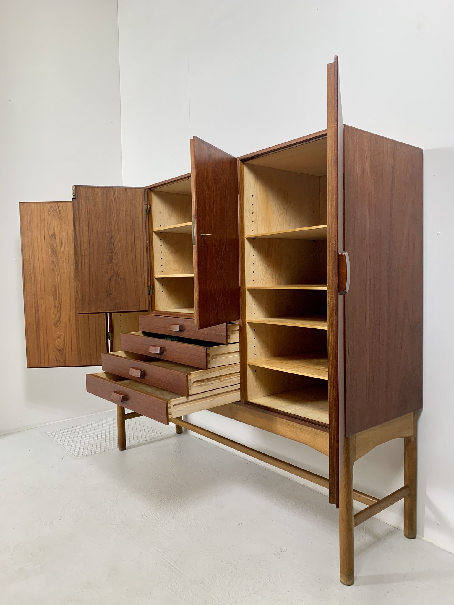 Danois midcentury teck highboard 1960s