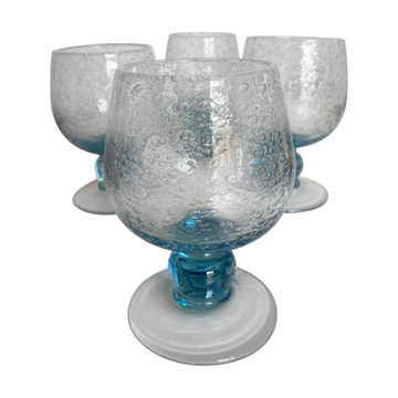 Set de 4 verres gobelets à pied en verre bullé de Biot 1960
