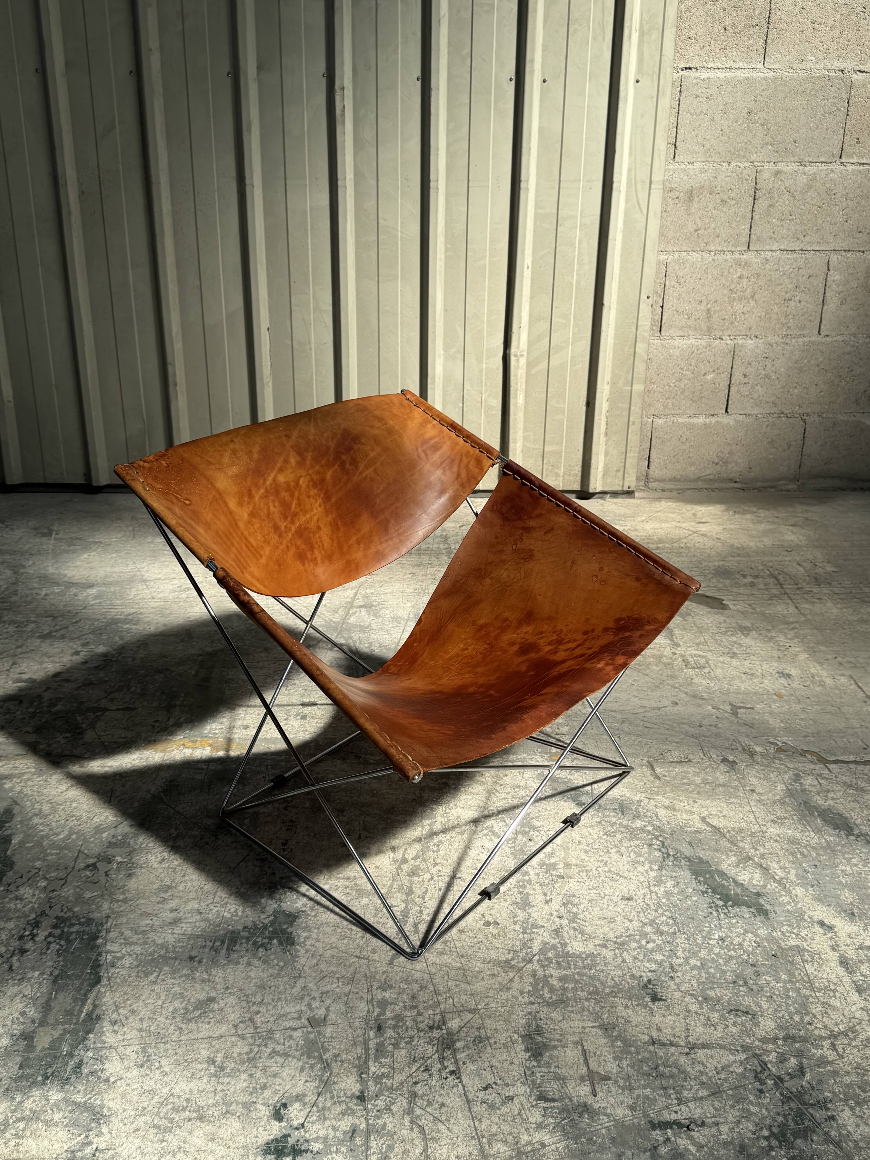 F675 "Butterfly" armchair in cognac patina by Pierre Paulin for Artifort 60