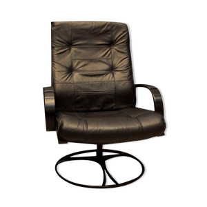 modern armchair in black