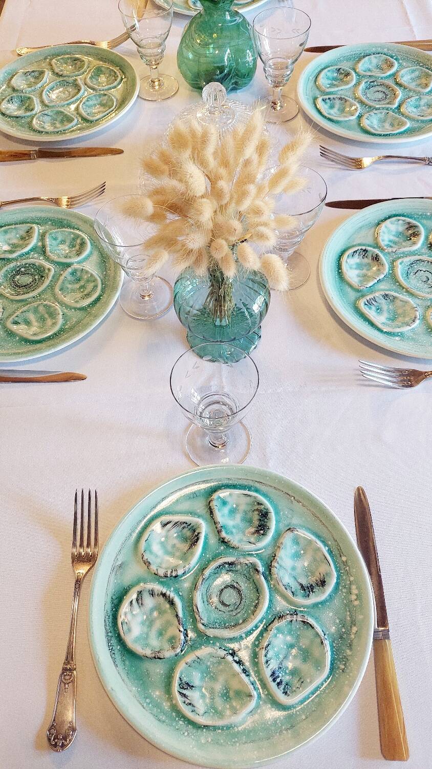 Set of 6 handmade concrete oyster plates