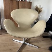 Swan Chair Arne Jacobsen first edition Fritz Hansen 1960s