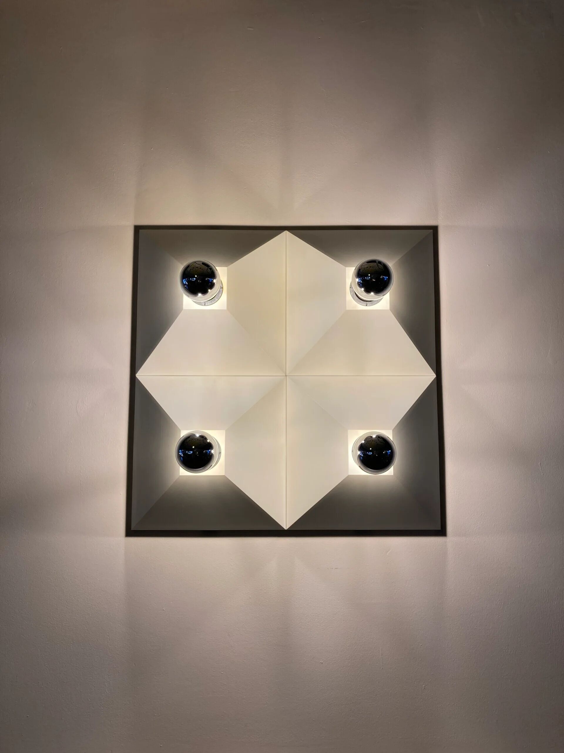 Pyramid wall/ceiling lamps Raak Amsterdam