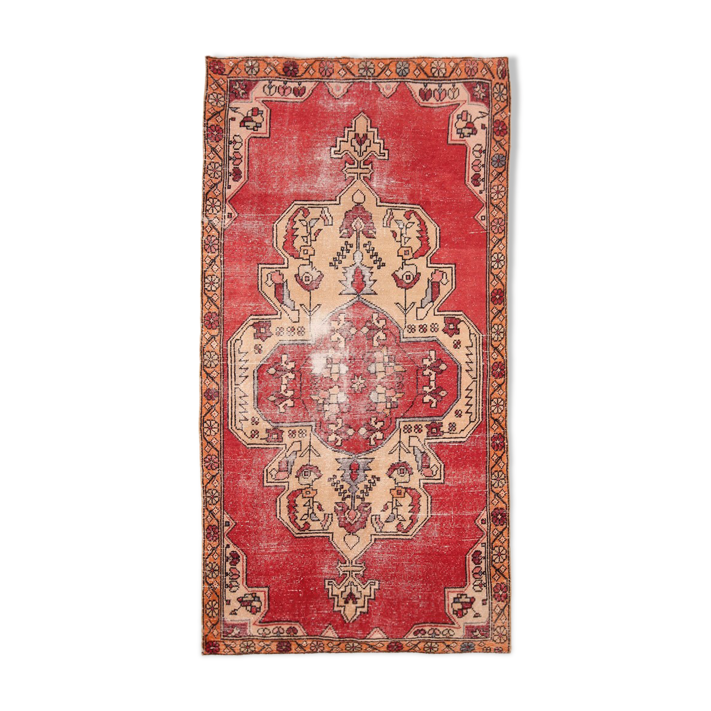 Madallion oriental vintage carpet