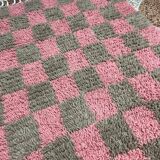 Traditional handmade pure wool rug, size 200 x 300 cm