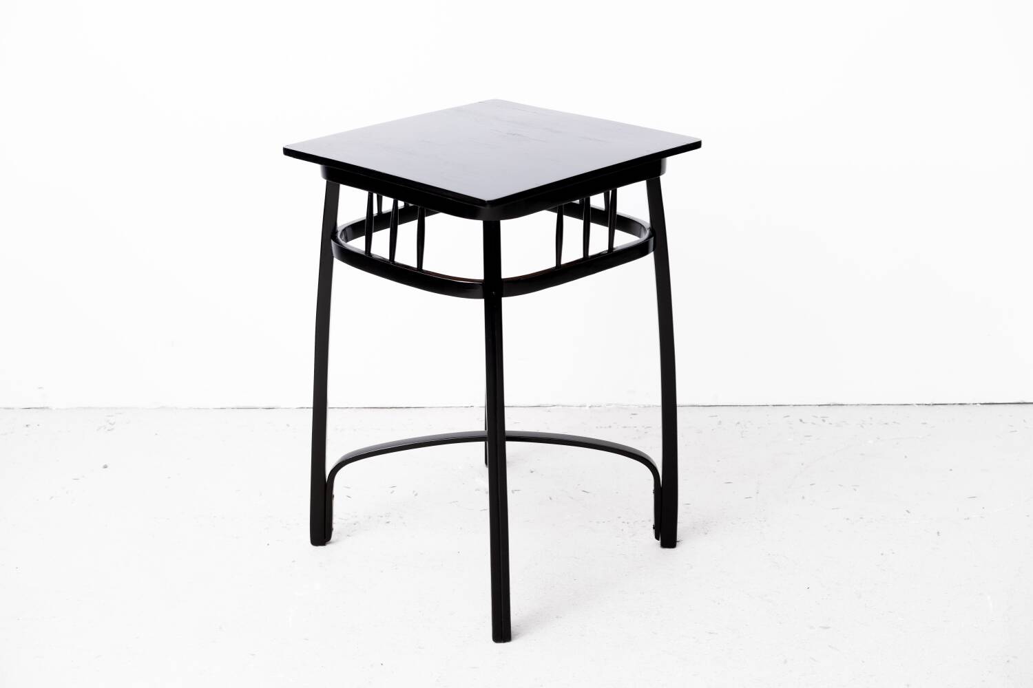 Table d'Appoint Art Nouveau/Jacob & Josef Kohn Modèle 616/T/Gustav Siegel