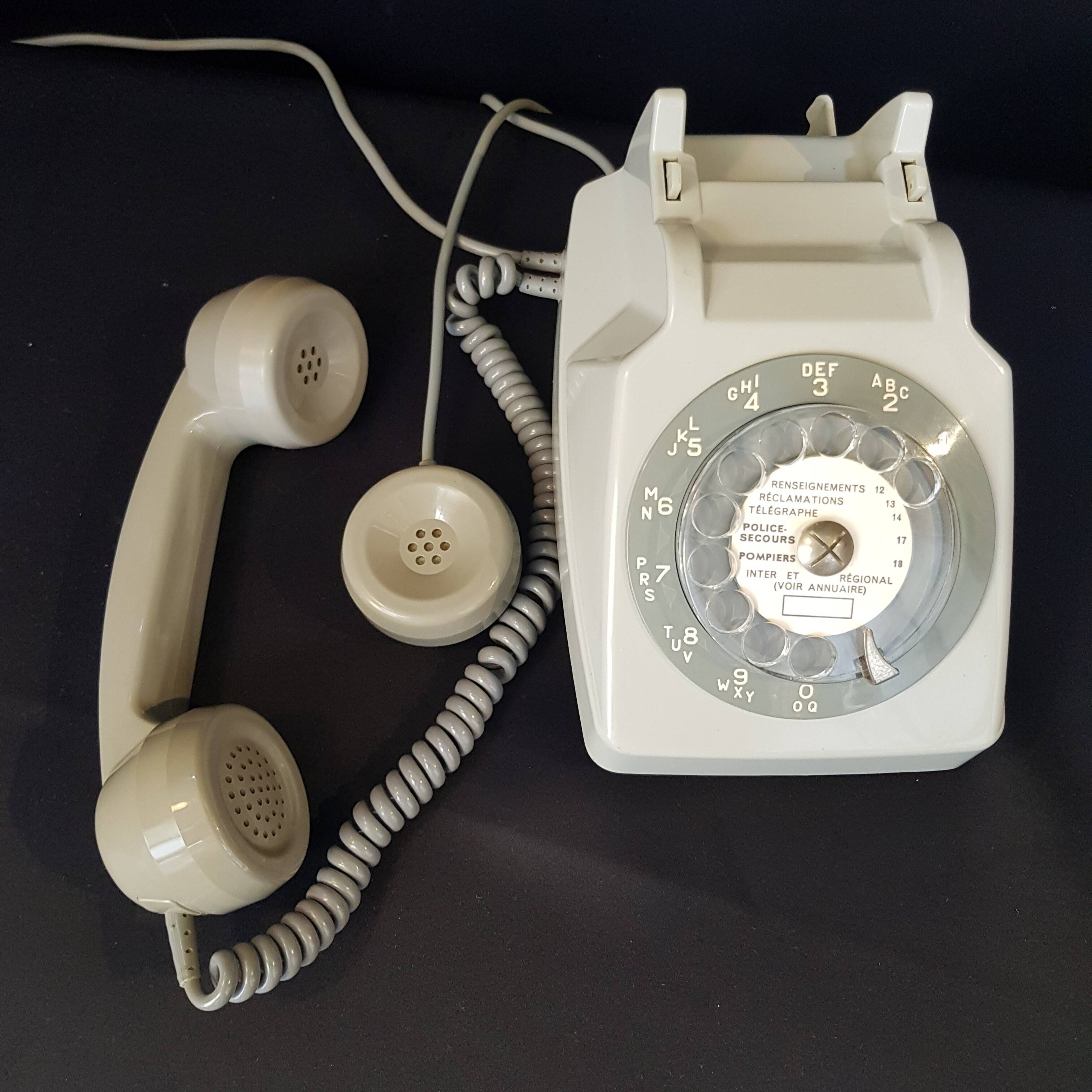 Vintage dial phone