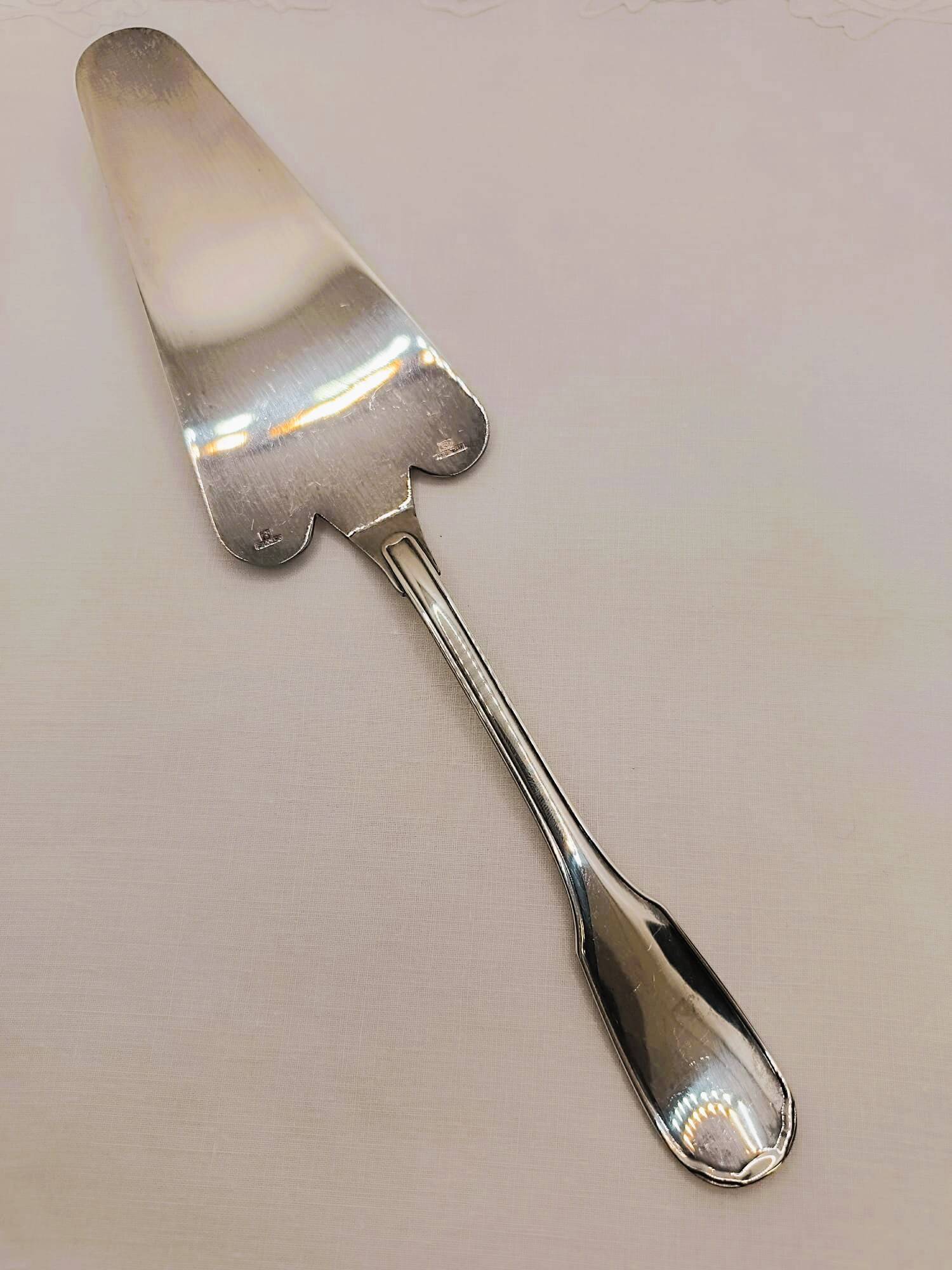 Pelle à gâteau en métal argenté Christofle, modèle Touraine