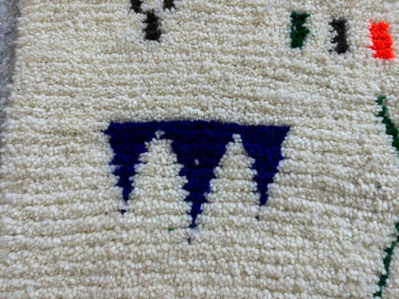 Moroccan Berber rug 250cmx150cm