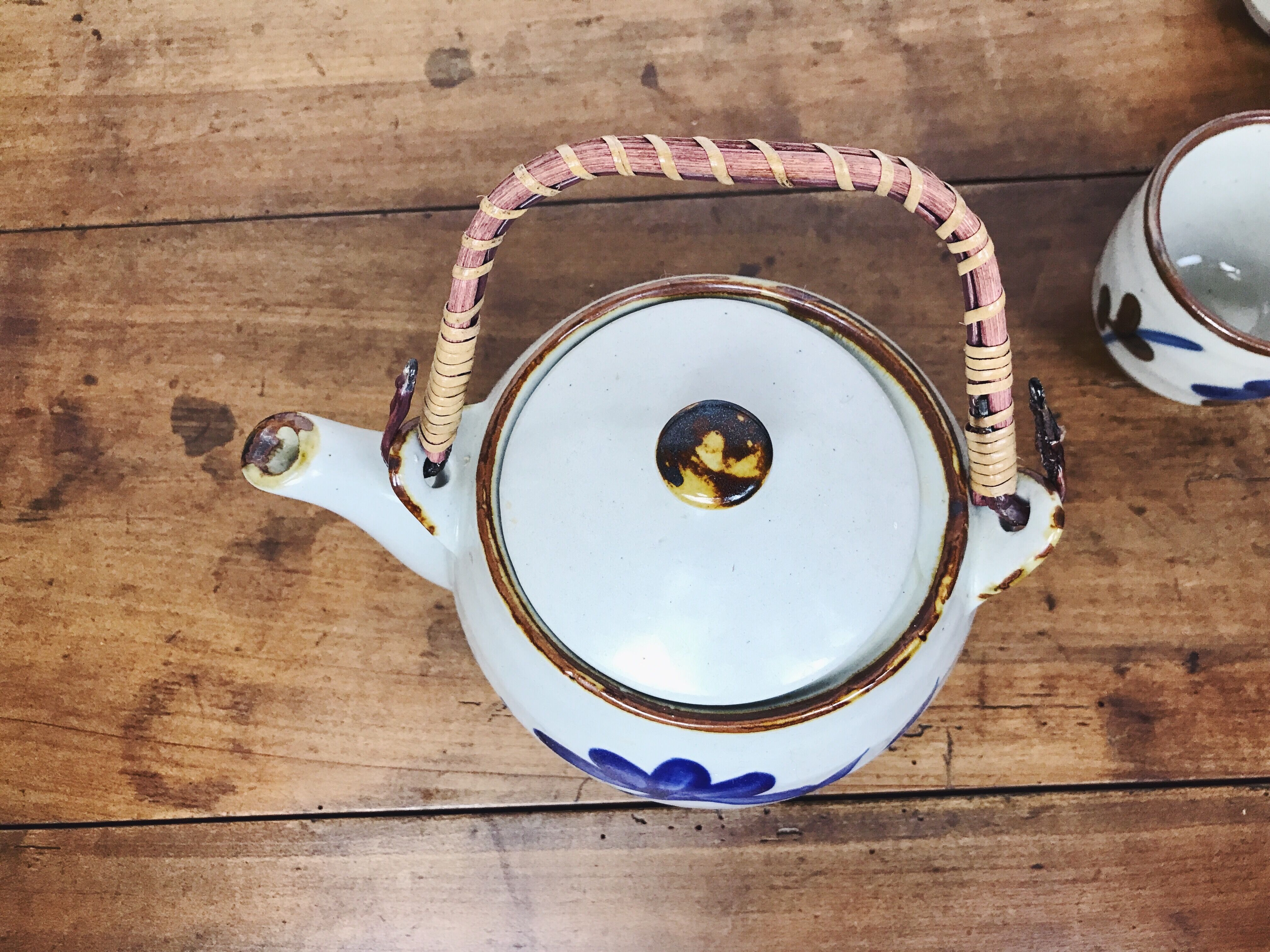 teapot and 4 cups in glazed stoneware - hand-painted blue décor