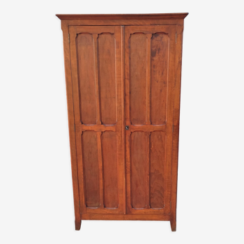 Armoire parisienne