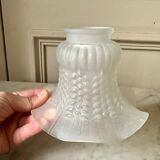 Glass tulip for suspension