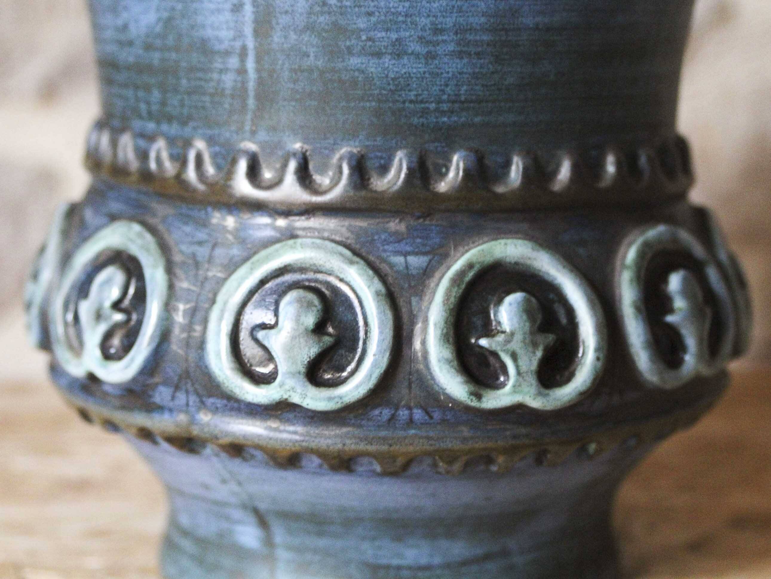 Ceramic vase by Jean de Lespinasse