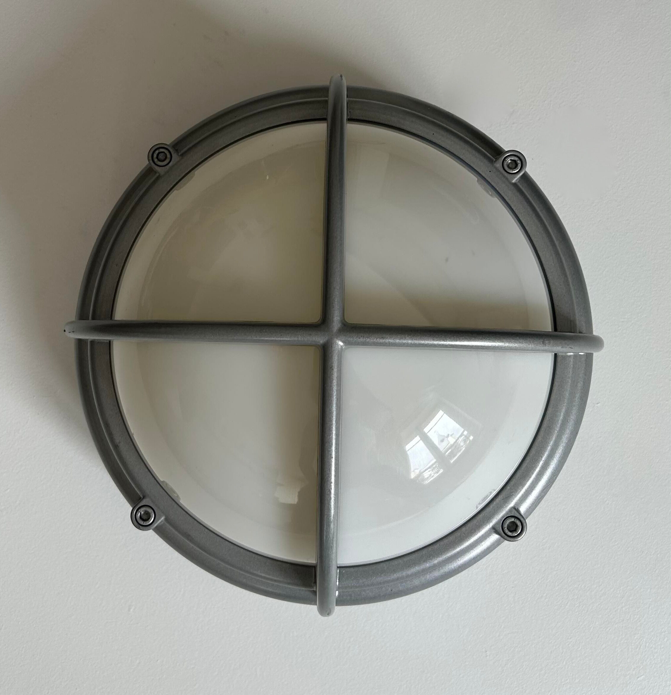 Vintage wall lamp SKOT maxi, alumunium, Louis Poulsen.