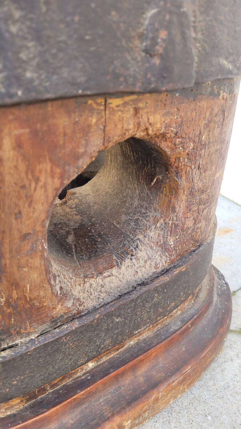 Old wooden press screw column 19th rustic folk art in oak