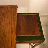 Wallet game table