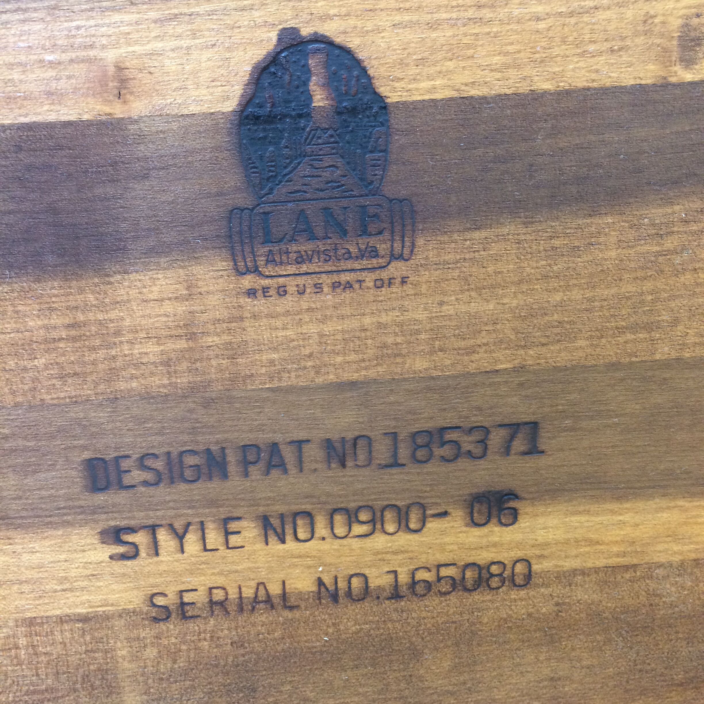 Lane Acclaim coffee table