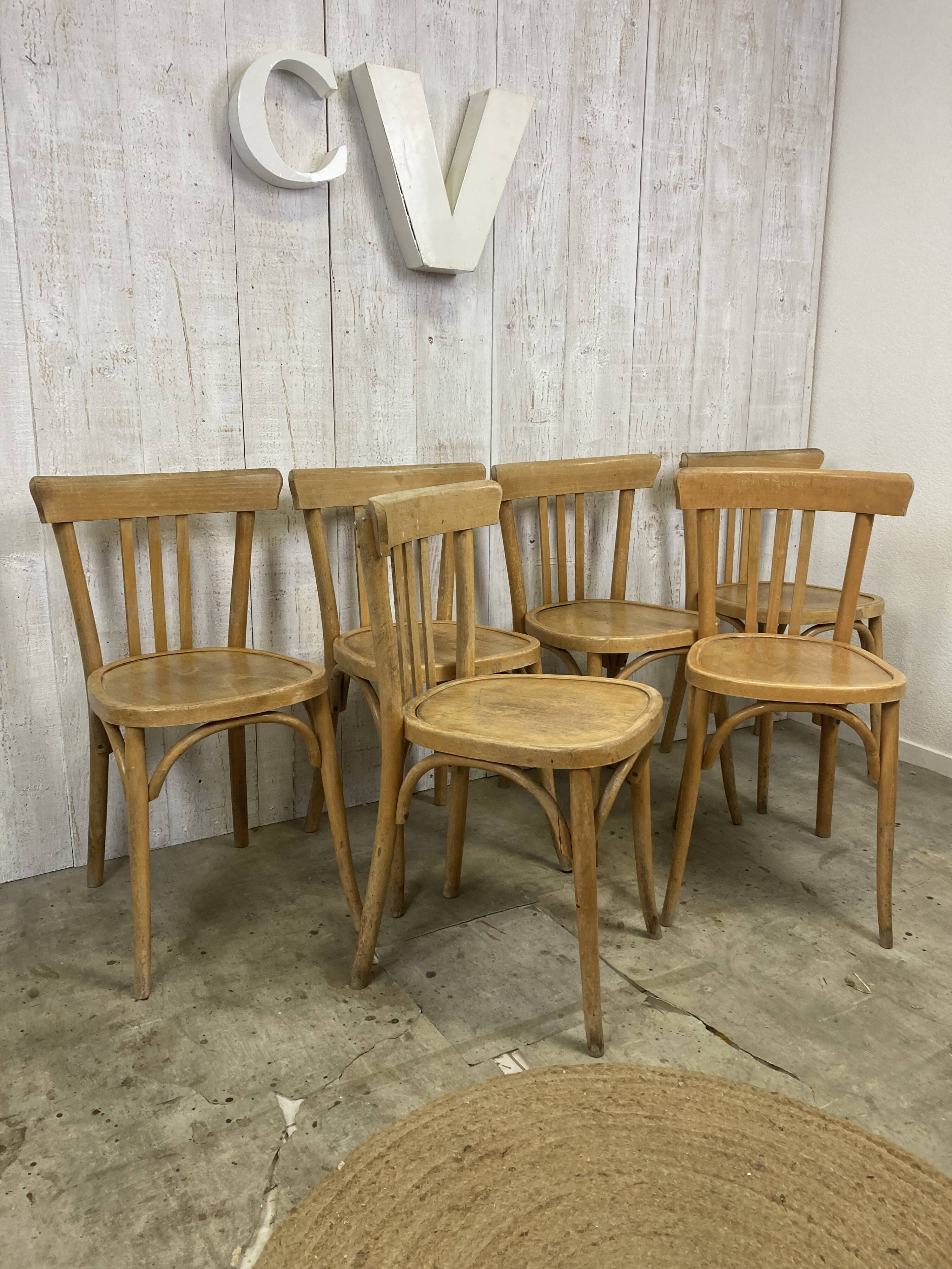 Série de 6 chaises bistrot en bois courbé