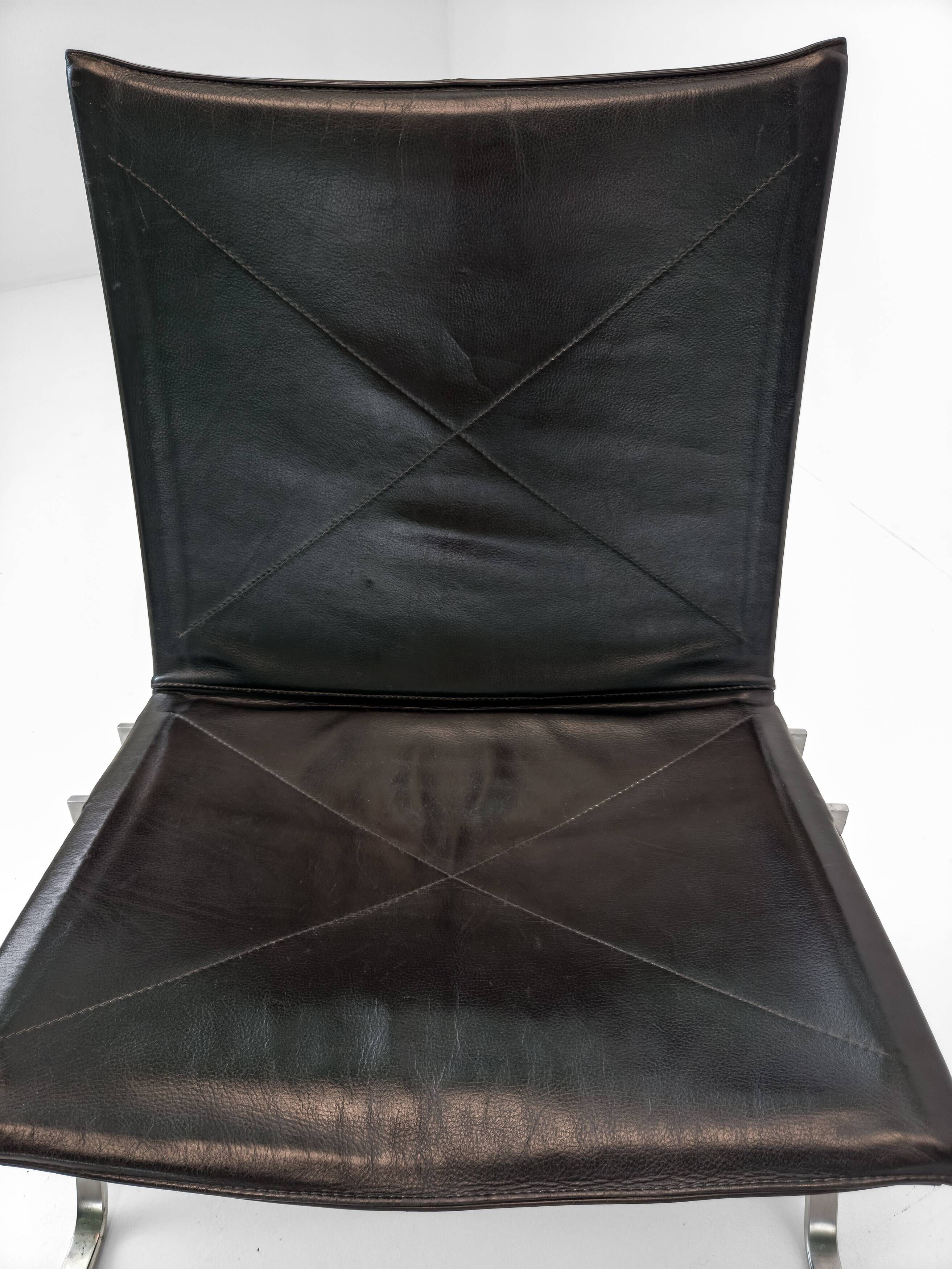 Poul Kjærholm – PK22 lounge chair for Fritz Hansen, Denmark