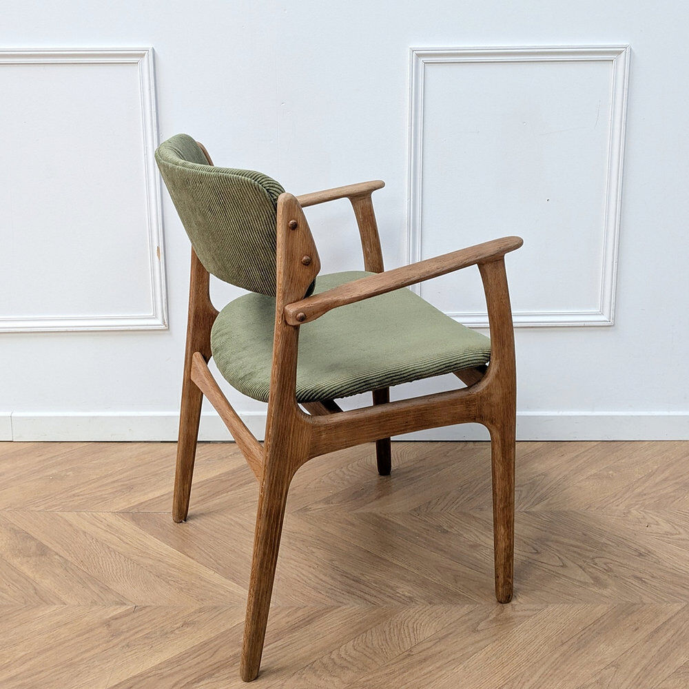 Chair Erik Buch model 49 oak & velvet