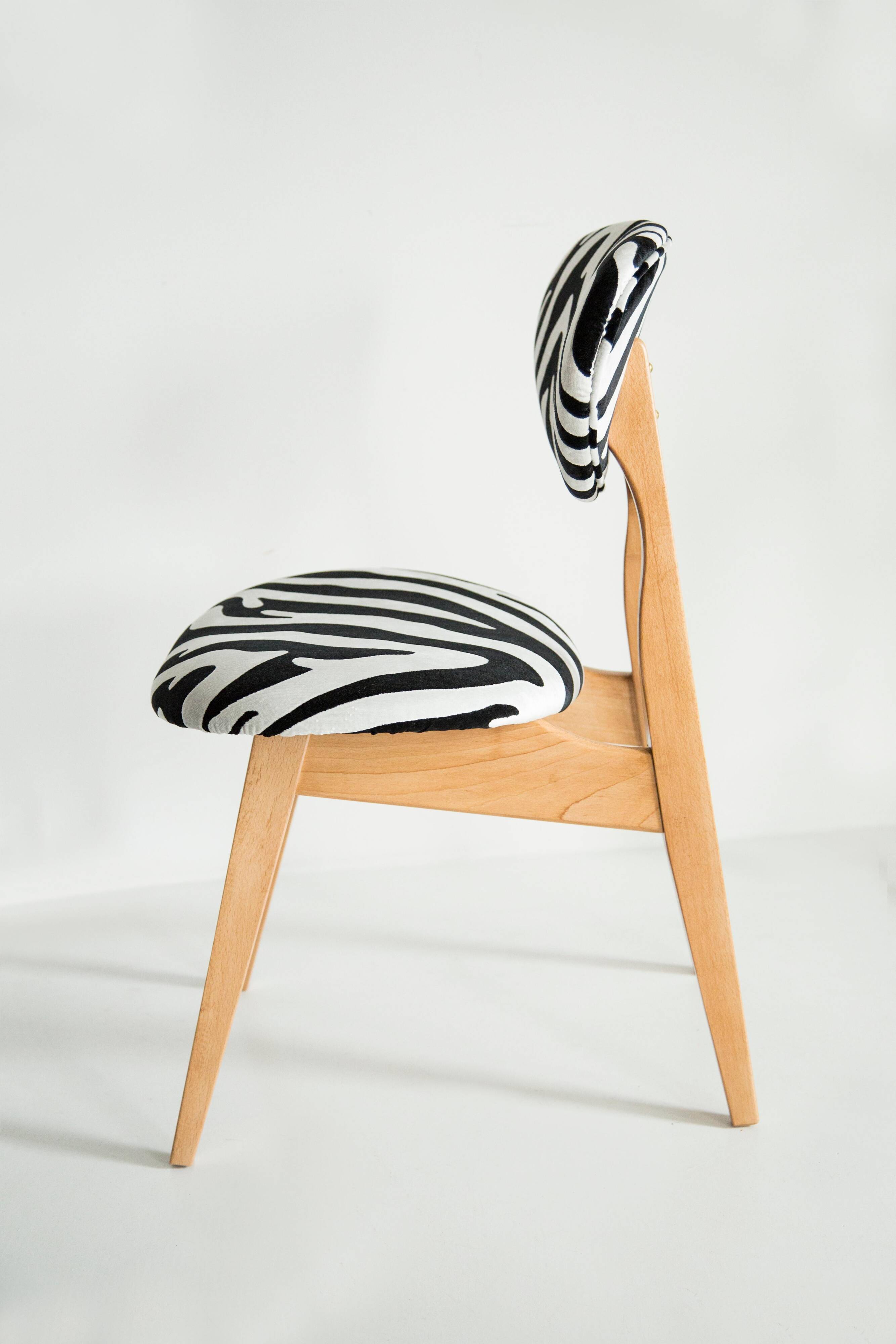Chaise Zèbre Mid-Century Type 200/128 par J. Kedziorek