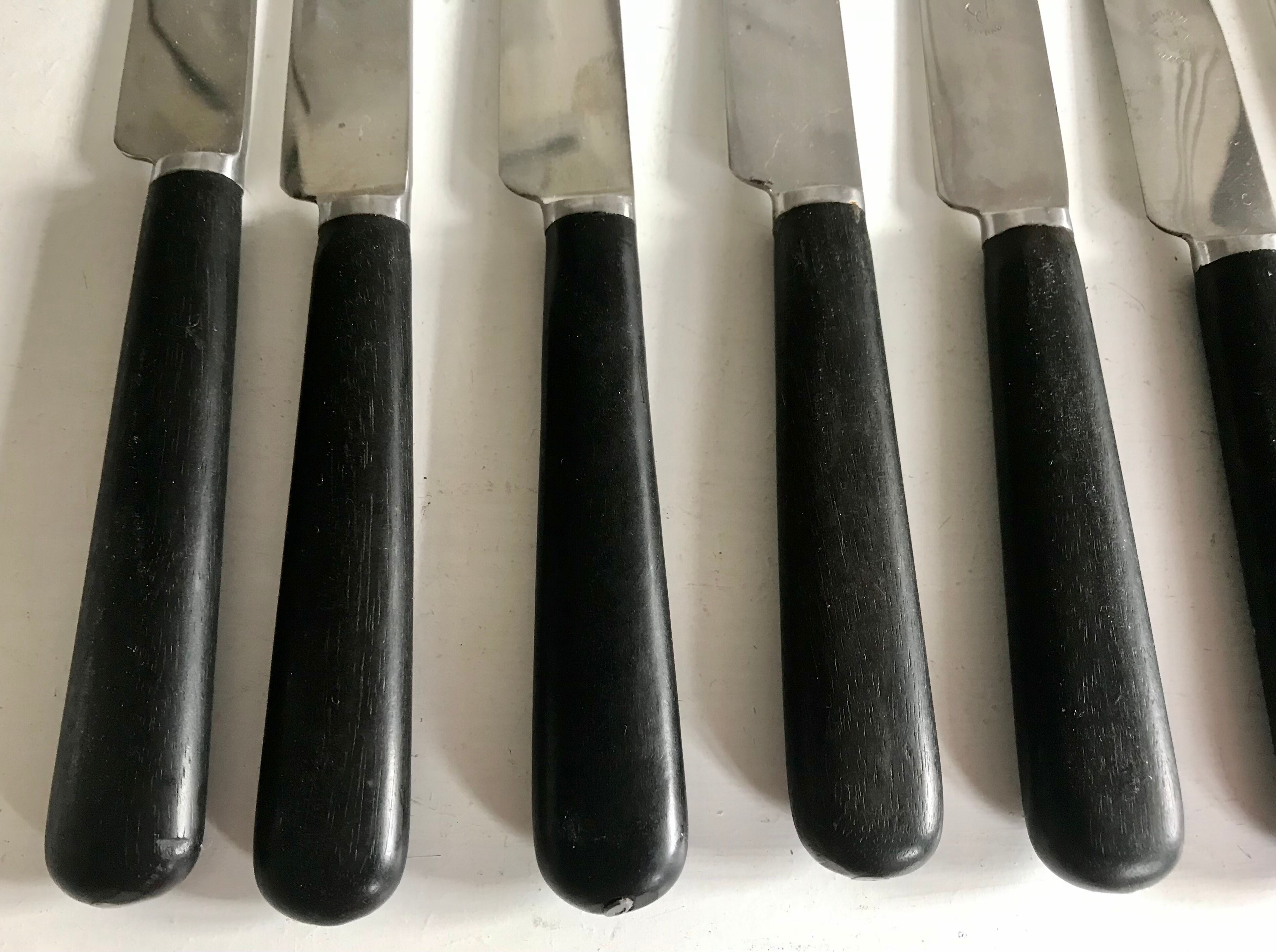 12 ebene handle knives